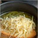 Cómo hacer sopa de queso en casa.
