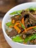 Ինչպե՞ս պատրաստել չինական տավարի միս բանջարեղենով համեղ սոուսով: